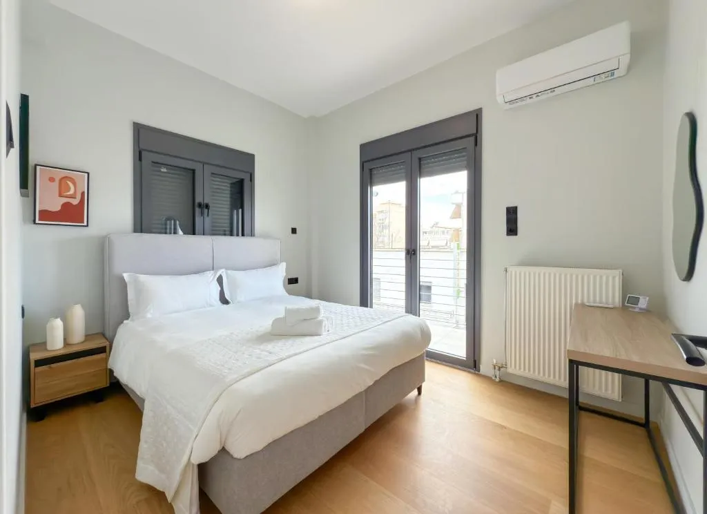 Athenian metro apartments