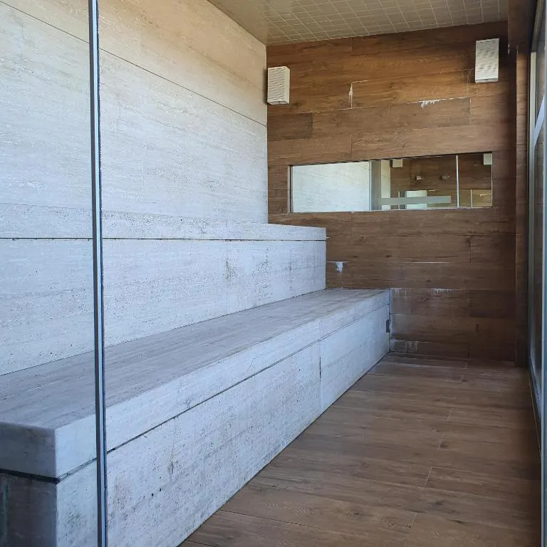 Square Design Hotel