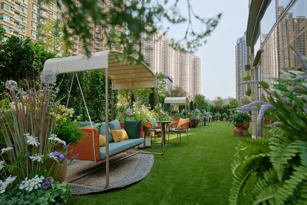 The Royal Garden Kowloon East