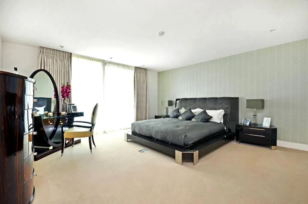 Hyde Park Two Bedroom House
