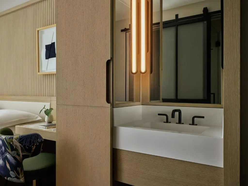 Kimpton Era Midtown New York by IHG