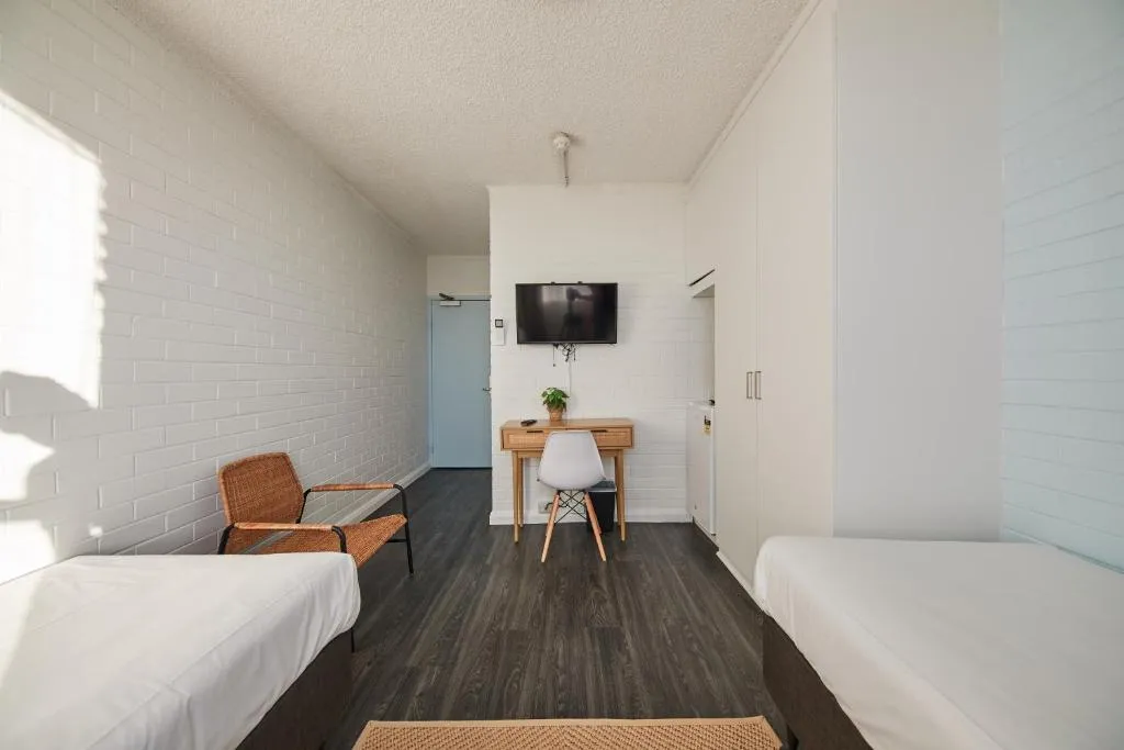Little Coogee Hotel