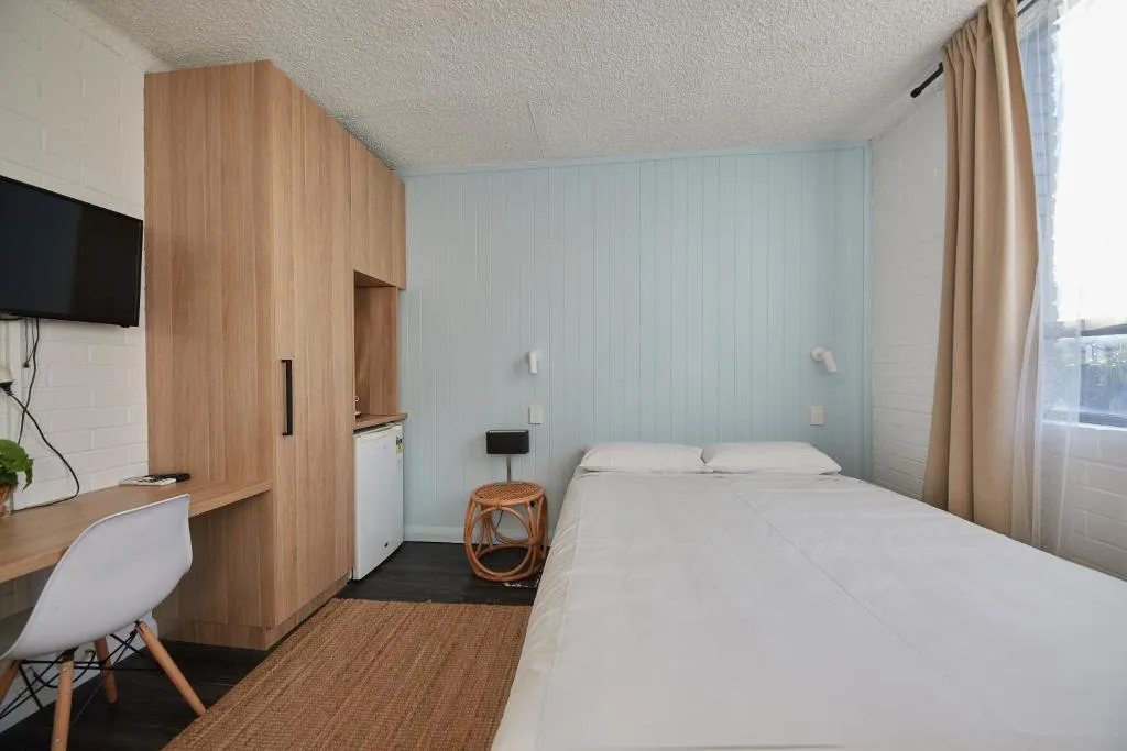 Little Coogee Hotel