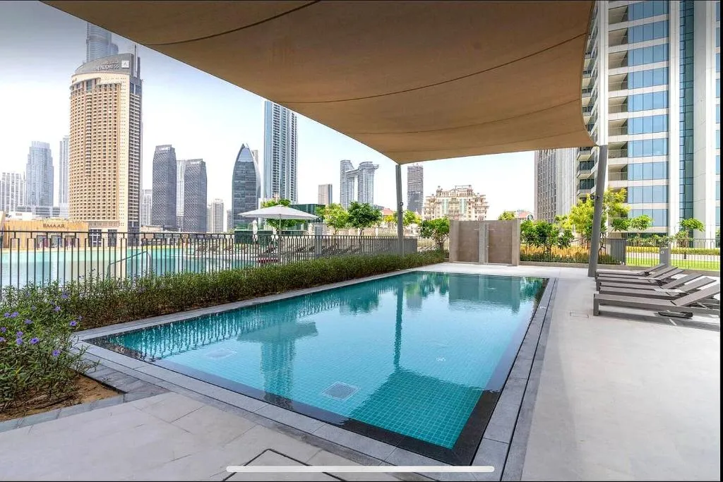 Luxurious Private Room in Burj Vista with Burj Khalifa View