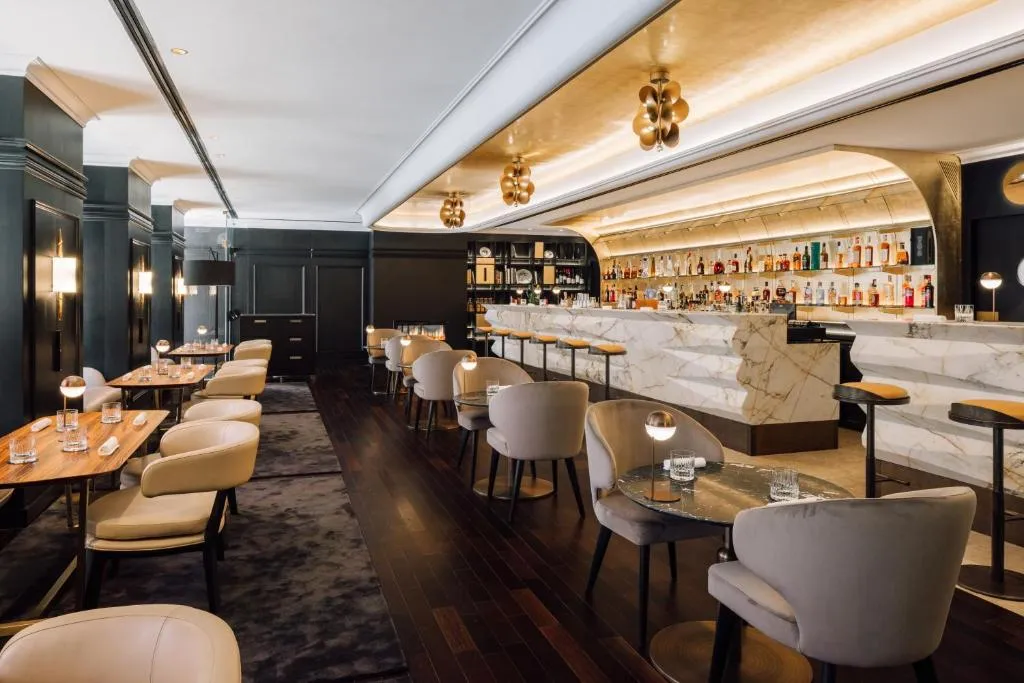MYTHIC SANA Downtown Suites