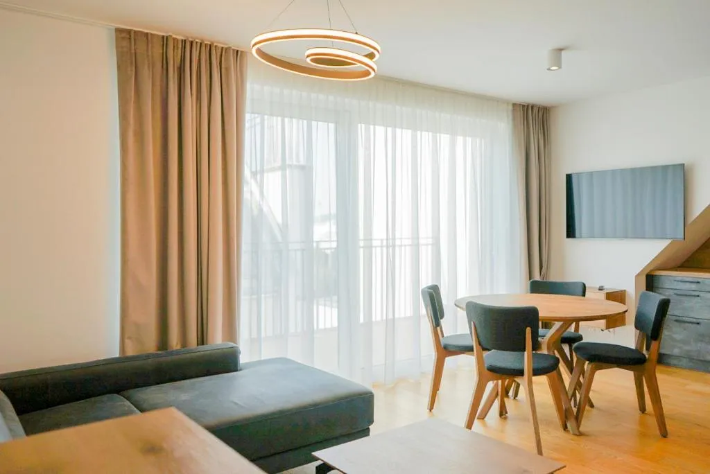 Nadland Apartments B61