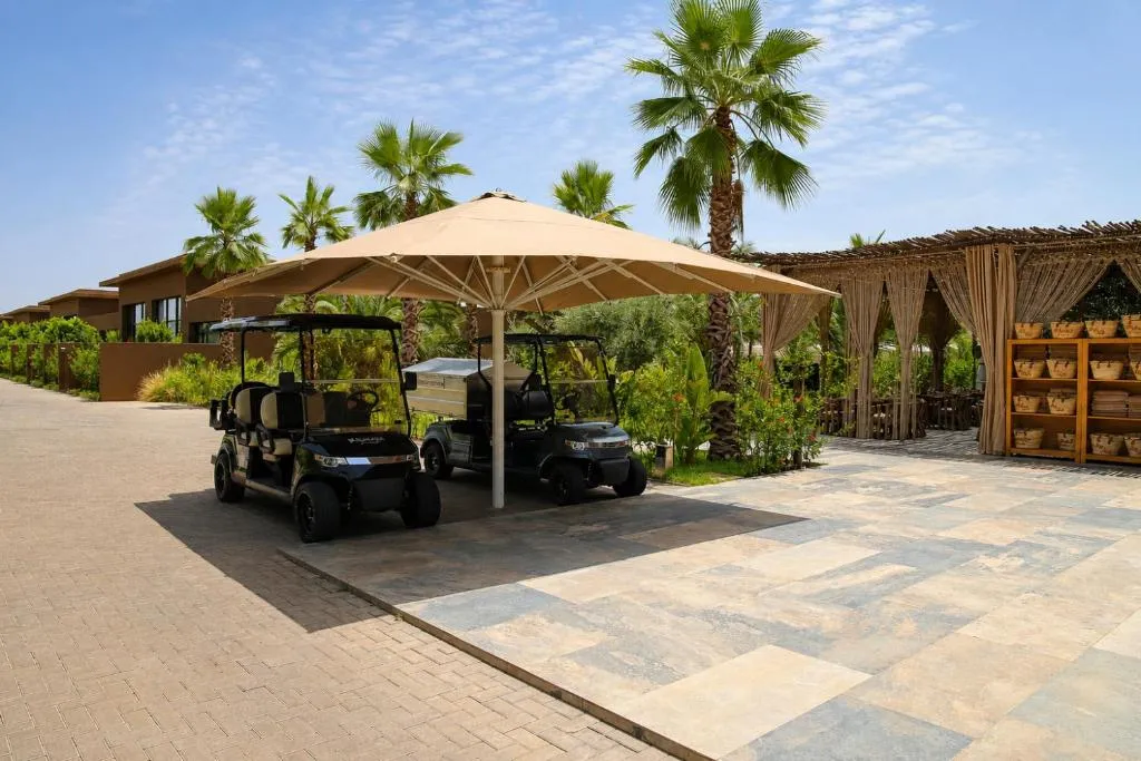 NOMMOS Beach RESORT & POOL CLUB