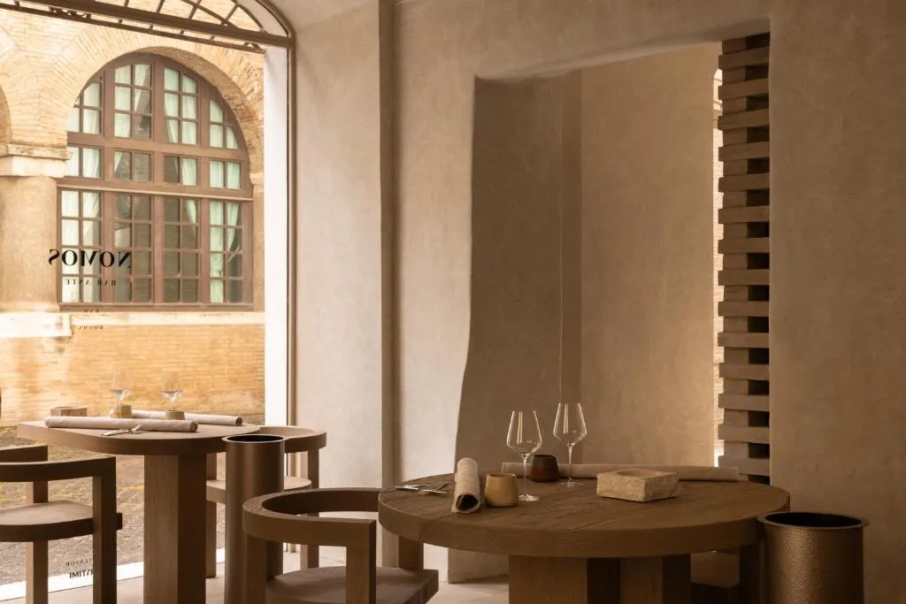 Nomos Hotel