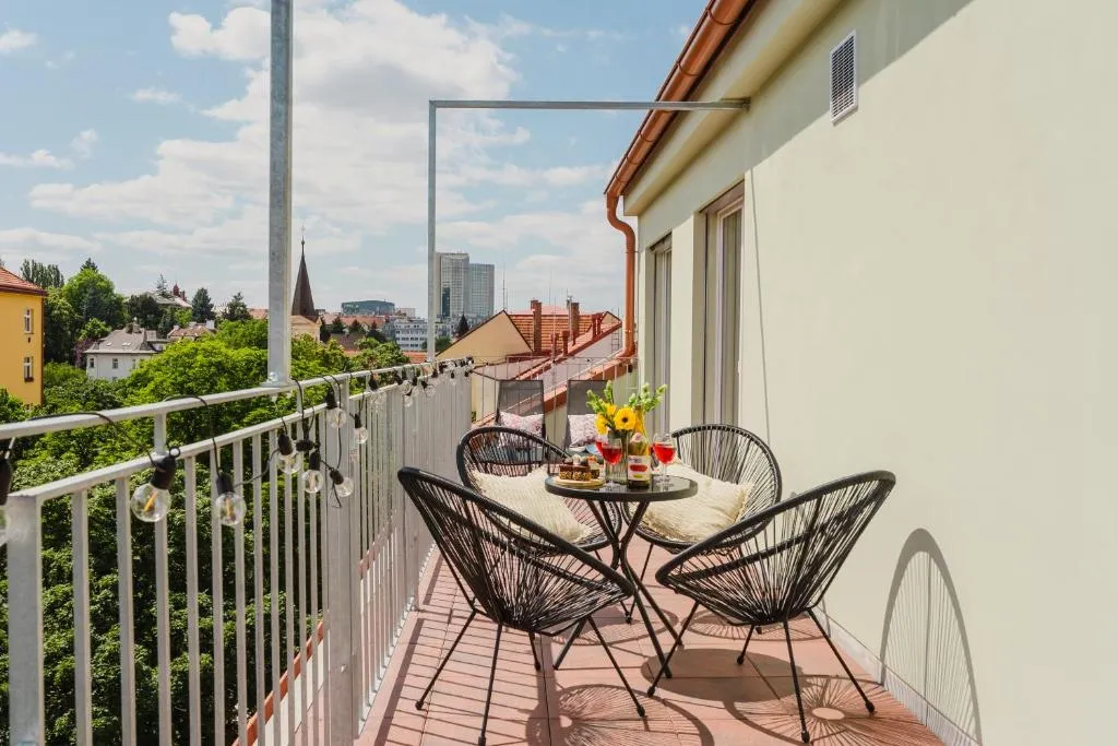 Prague Days - Bright Apartments with AC near Vyšehrad Castle