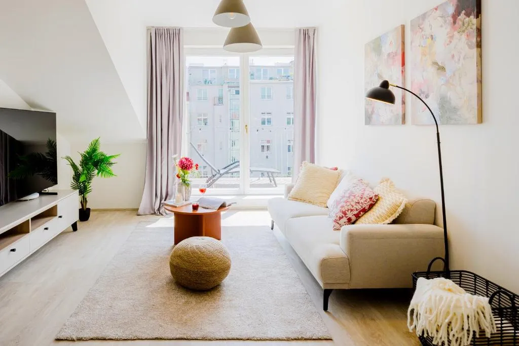 Prague Days - Bright Apartments with AC near Vyšehrad Castle