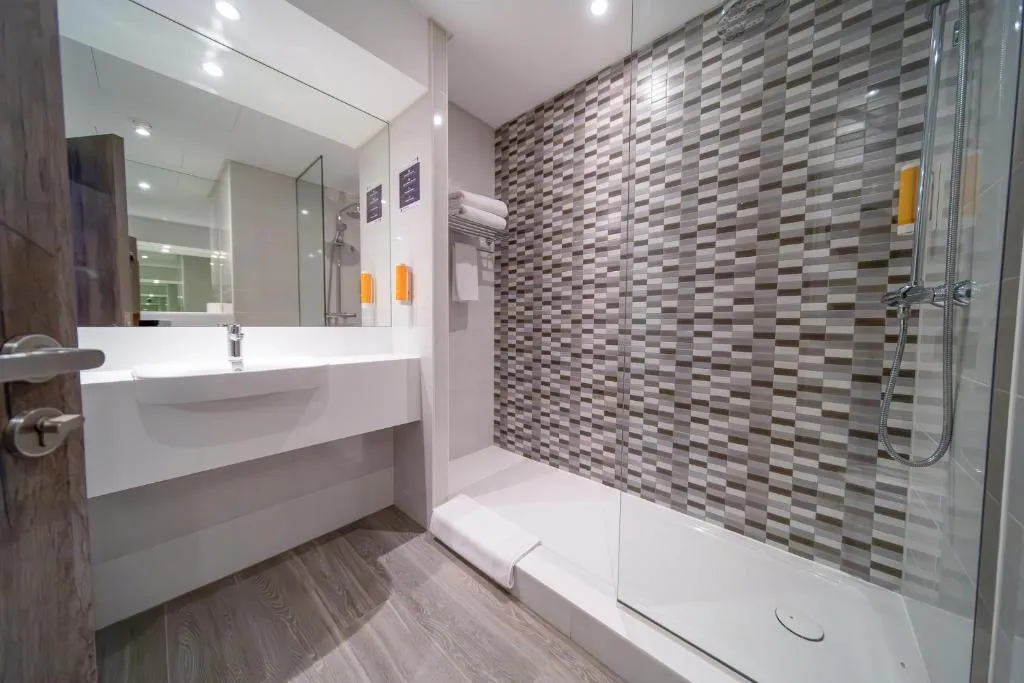 Premier Inn Dubai Barsha Heights