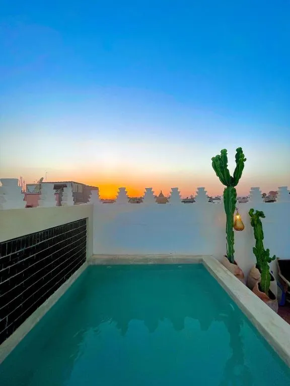 Riad Li Gdami - Riad privatif pour 6 personnes avec bassin et patio