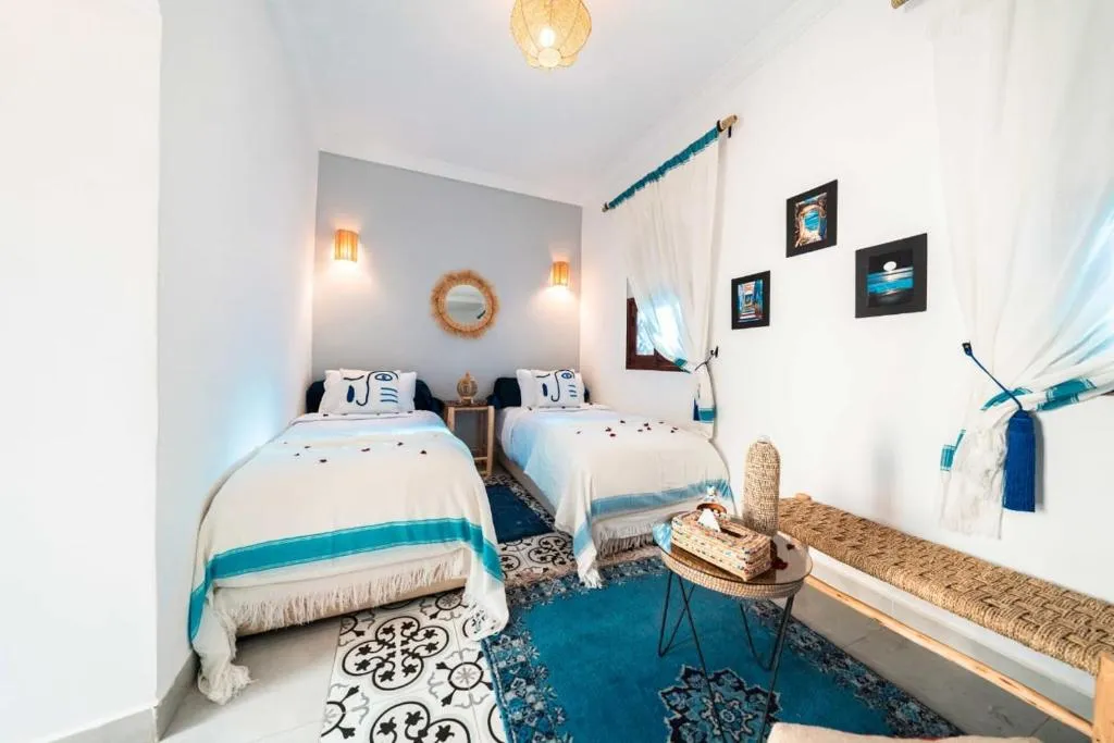 Riad Kiyanjana