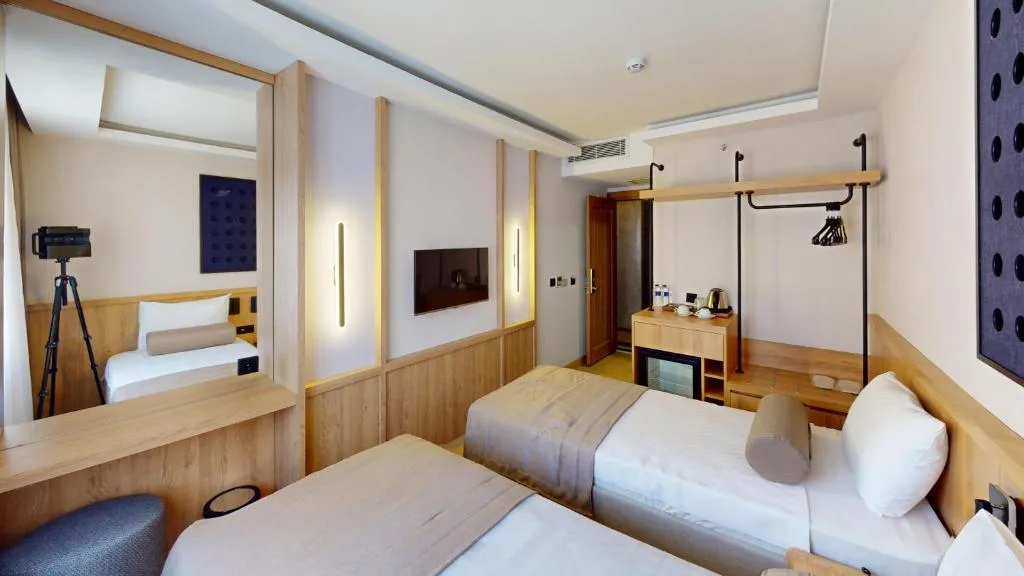 Istanbul River Hotel