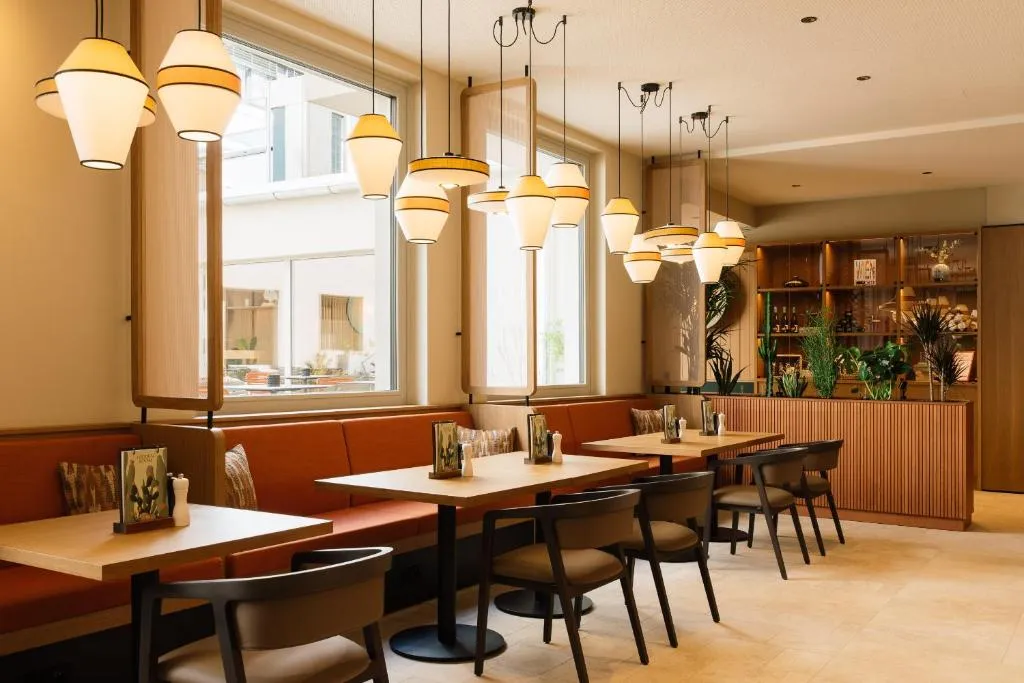 Hotel Schani City